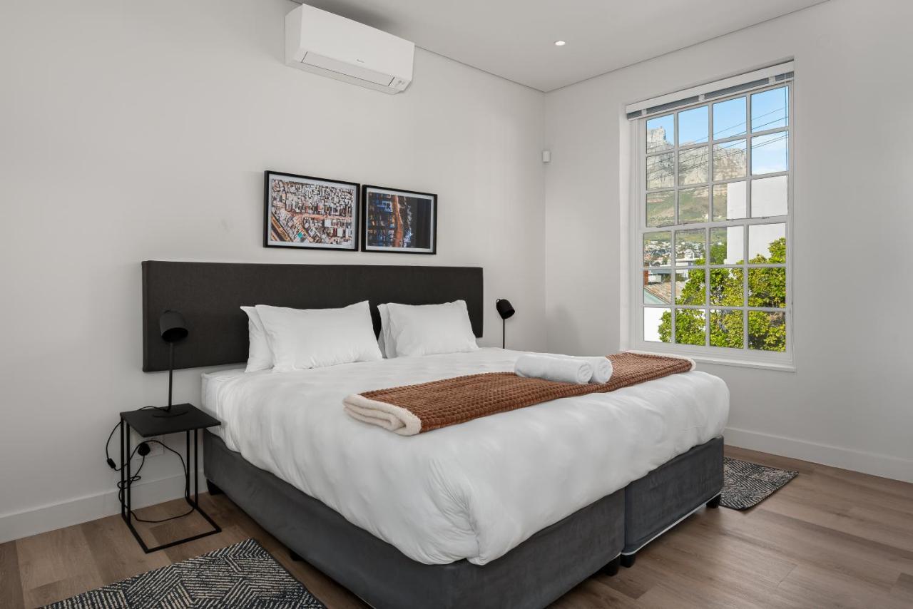 36 Buiten Street Luxury House